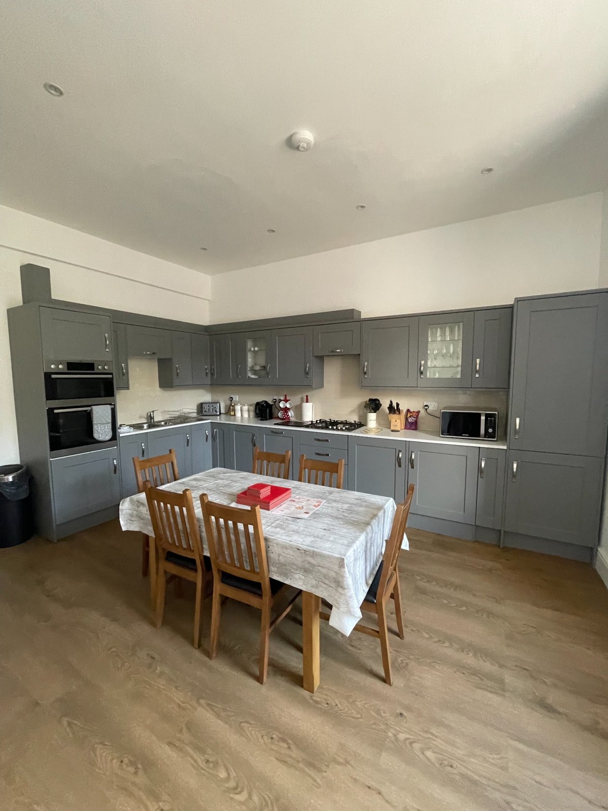 Residence kitchen and dining area